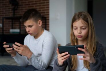 Namrzenost při používání sociálních sítí