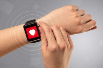 Smart hodinky dokážu predpovedať Parkinsonovu chorobu a ďalšie ochorenia