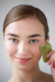 Gua sha nástroj - 9 účinkov na zdravie a pleť