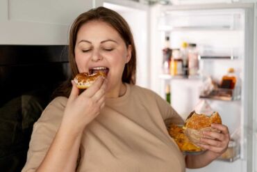 Spracované, zápalové potraviny treba obmedziť alebo sa im vyhnúť úplne.