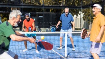 Pickleball je dobrý pre začiatočníkov a všetky vekové kategórie