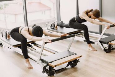 Cvičenie pilates s reformerom