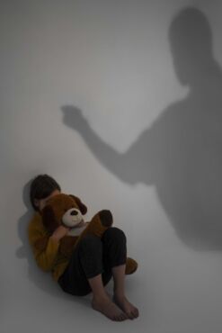 Rizikové faktory PTSD - fyzické týranie v detstve
