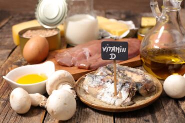 Vitamin D je důležitý pro udržení zdraví kostí, zubů a svalů.