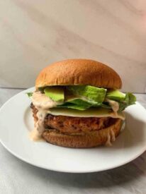 Burger s limetkou a chilli